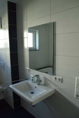 Hochwertige Erdgeschosswohnung mit eigenem Garten und Terrasse in Biberach, 80 m², 3 Zimmer