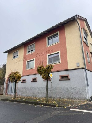 Einfamilienhaus mit Garten, Terrasse & ausgebauter Tenne im Loft-Stil – nur 15 Min. von Würzburg