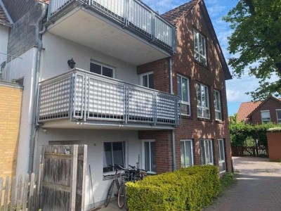 Schön geschnittene, helle 2-Zimmer-Wohnung mit offener Küche in Hannover Nord-Ost