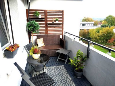 Sonnige 3-Zimmer-Wohnung/Kreuzäcker/ mit Balkon und neuer Einbauküche