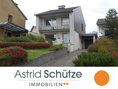 Gemütliches Haus mit schönem Garten, Fernblick und guter Lage!