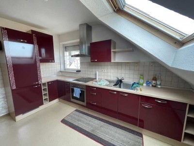 Freundliche 4-Zimmer-Wohnung mit Balkon und Einbauküche in Neunkirchen