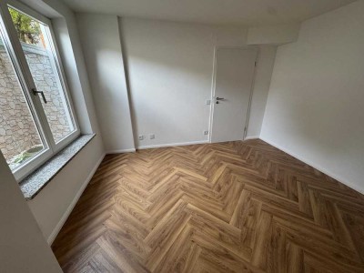 Charmante Einliegerwohnung in kernsaniertem Haus ab 15.09.25 zu vermieten