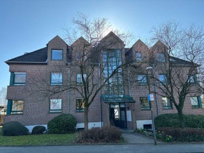 Geschmackvolle, teilmöblierte, gepflegte 1-Zimmer-Wohnung mit Balkon und EBK in Aachen