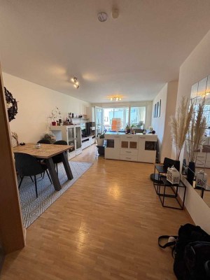 2,5-Zimmer Maisonettwohnung mit Wintergarten und Waldrandlage