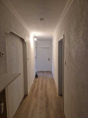 Modernisierte 3-Zimmer-Wohnung mit Balkon in zentraler Lage von Baden-Baden