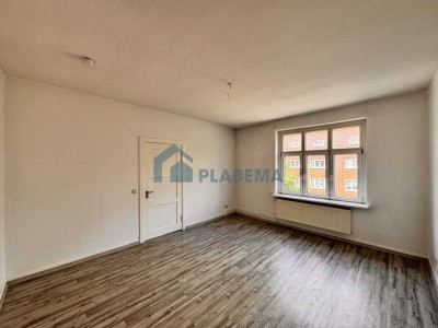 Geräumige 3-Zimmer-Wohnung: Ideal für Wohngemeinschaften, Einbauküche vorhanden