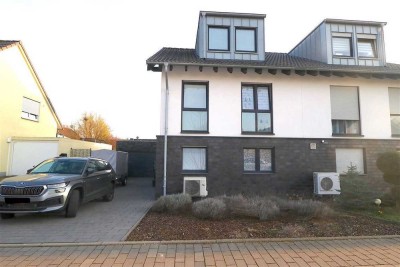 Modernes, top ausgestattetes Einfamilienhaus (DHH) in guter Wohnlage von Jüchen-Hochneukirch