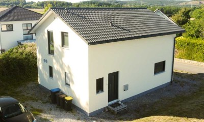 Naturliebhaber aufgepasst: A+ Einfamilienhaus BJ 2023 in Scheidt auf ca. 698 m² Eigentumsgrundstück