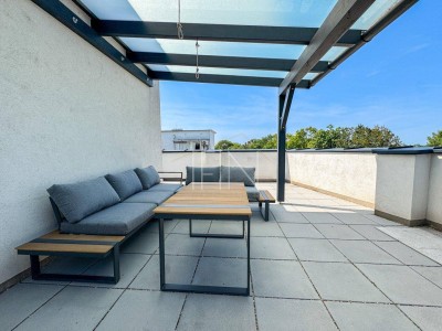 Moderne, sonnige 3-Zimmer-Wohnung mit 50m² Dachterrasse