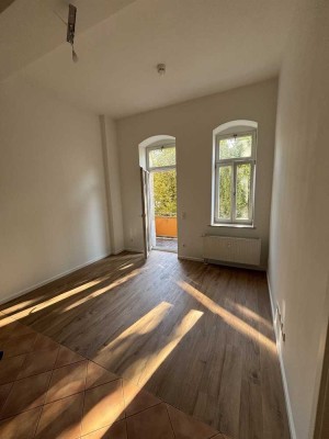 Erstbezug nach Sanierung mit EBK und 2 Balkonen: ansprechende 2-Zimmer-Wohnung in Dresden