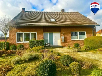 Charmantes Zweifamilienhaus in Sassenberg, Großzügige Wohnfläche, idyllisches Grundstück