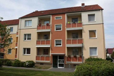 + 2 Zimmer in ruhiger Seitenstraße +