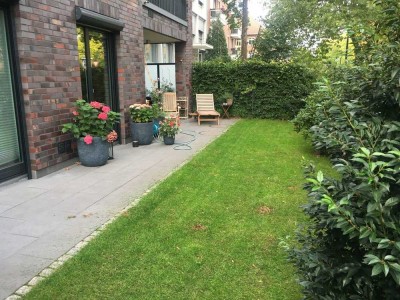 Courtagefreie, moderne 3 Zi. Erdgeschosswohnung mit 90m² und großer Terrasse/Garten + TG Stellplatz!