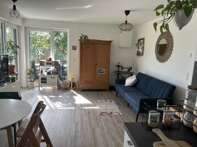 Wunderschöne Dreizimmerwohnung Neubau mit Garten, suche Nachmieter
