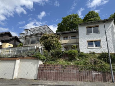 Großzügiges Einfamilienhaus mit herausragendem Panoramablick