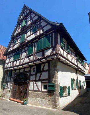 4 ZIMMERWOHNUNG IN TOLLEM FACHWERKHAUS - Kapitalanlage