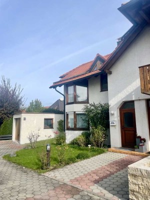 Kleine gepflegte Doppelhaushälfte in Germering zu verkaufen