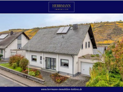 Ein Zuhause zum Wohlfühlen: Großzügiges Einfamilienhaus mit Garten und Garage in Koblenz-Lay