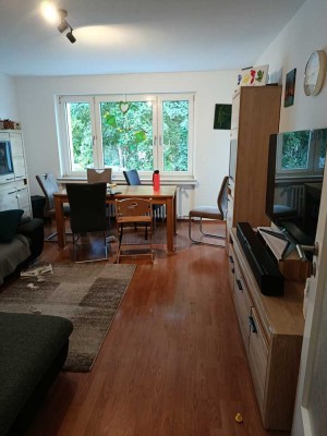 Zentrale 3-Zimmer-Wohnung in ruhiger Seitenstraße