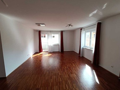 Provisionsfreie 3-Zimmer Wohnung in zentraler aber ruhiger Lage mit Balkon in Ludwigsburg