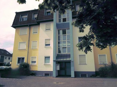 Schöne gepflegte 3- Zimmer Wohnung mit Balkon in Erlensee