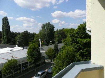 Hier lohnt sich die Besichtigung!!!!! 2-Zimmer Wohnung in Berlin-Treptow