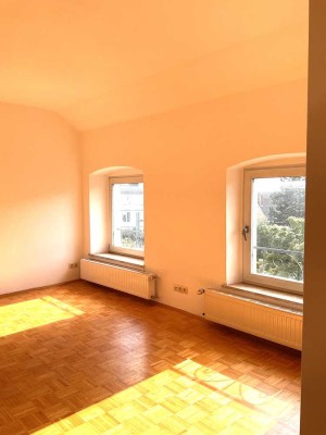 Charmante 4 Zimmer Wohnung in Wersten