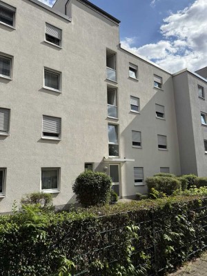 Frisch renovierte 1-Zimmer-Wohnung mit Loggia in gepflegter Anlage