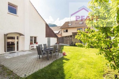 Zuhause ankommen- Reihenendhaus mit Garten in stadtnaher Lage von Singen