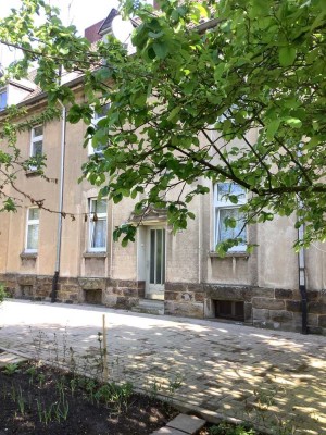 Komm nach Styrum! Perfekt renovierte 2 Zimmer mit großer Küche und Balkon , kurzfristig