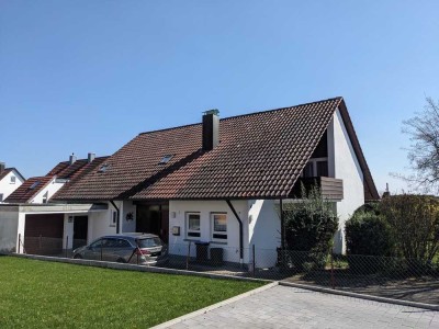 Provisionsfrei: geräumiges Einfamilienhaus in familienfreundlicher Lage in Herrenberg-Affstätt