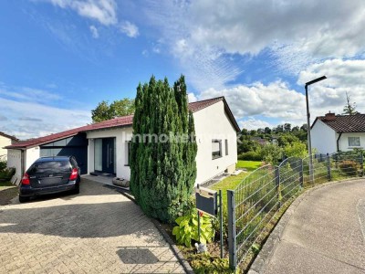 Stilvolles Einfamilienhaus mit großem Garten in Sachsenheim – modernisiert und familienfreundlich
