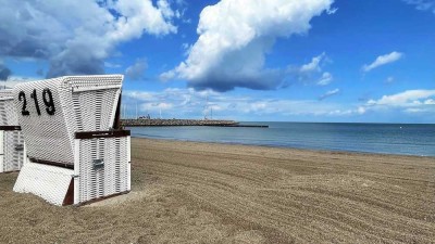 Investieren mit Ausblick – moderne Eigentumswohnung mit Warnowblick in Hohe Düne
