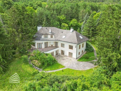 Luxus-Landhausvilla in Ruhelage mit traumhaftem Panoramablick