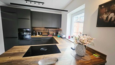 Schuch Immobilien - Exklusive Maisonettewohnung 3ZKBB Biebricher Gibb