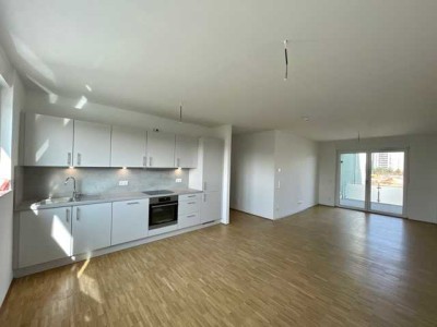 Schöne 2-Zimmer-Wohnung / großes Tageslichtbad