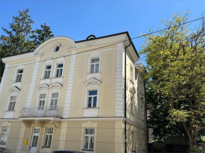 traumhafte Lage in der Riedenburg! Charmante 4 Zimmer Dachterrassenwohnung in einer Ceconi Villa Salzburg Stadt