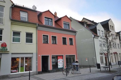 Moderne 3 Zimmer Wohnung mit Balkon in der Delitzscher Innenstadt zu vermieten