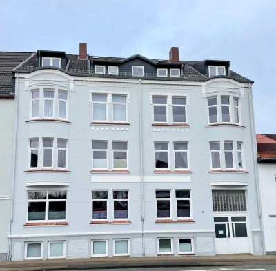 Wohnen mit Charakter: Charmante 3-Zimmer Altbauwohnung nahe Schlei