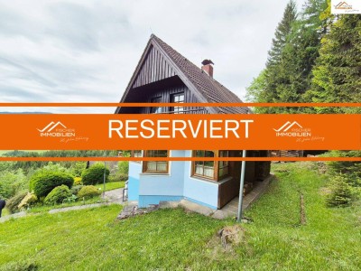 Ländliches Wohnhaus in Streusiedlung mit tollem Ausblick