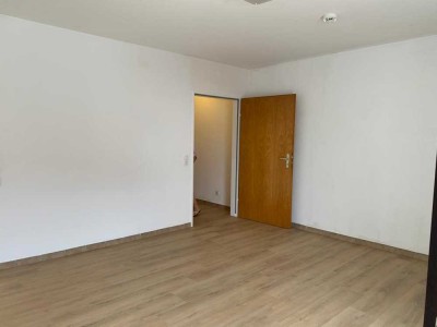 gemütliche 1 Zimmer Souterrain Wohnung Dreieich-Sprendlingen