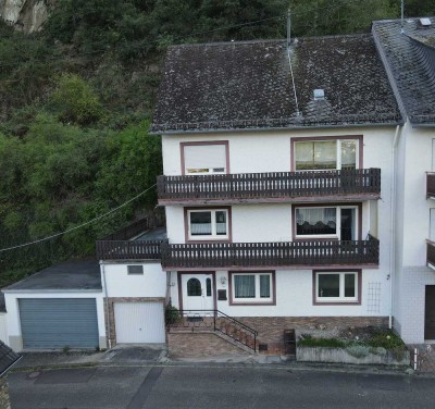 Boppard / Hirzenach 1 Familienhaus mit Potenzial und viel Platz ab sofort zu verkaufen