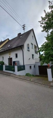 Großzügige DDH mit idyllischem Garten, Sauna, Wohnkeller, Wintergarten
