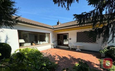 Ihre Chance auf ein einzigartiges Zuhause - Freistehender Winkelbungalow mit sonnigem Garten
