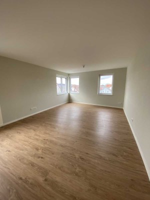 Penthouse Wohnung mit Aufzug, vier Zimmern und Terrasse in Leinefelde-Worbis