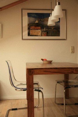 2-Zimmer DG-Wohnung mit Bergblick, provisionsfrei