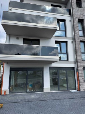 Erstbezug: Moderne 2-Zimmer-Wohnung mit Balkon in Flammersfeld