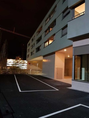 Schöne 2-Zi.-Whg. mit großem Balkon nah an den Riemarcaden u. direkter Anbindung zu U2