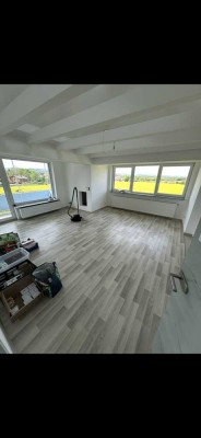 Sanierte 3-Zimmer-Wohnung mit Balkon und Ausblick